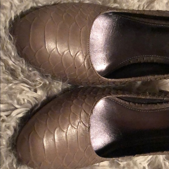Adorable Heels  neutral brown / with a grey hue. - Picture 5 of 6
